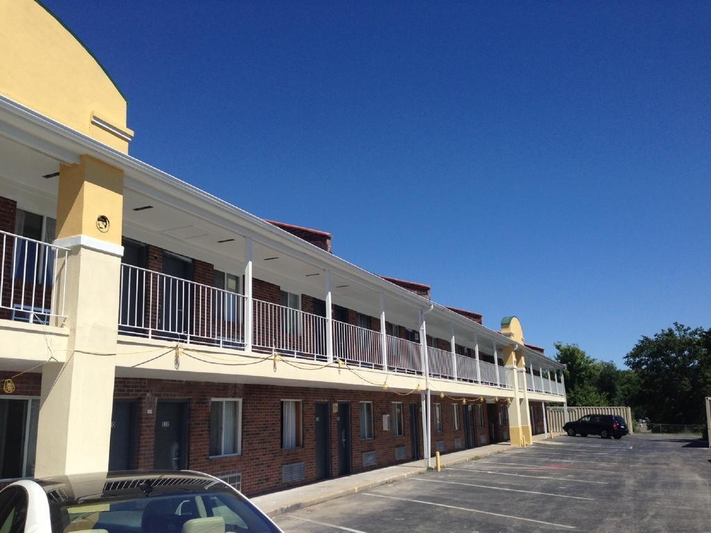 Days Inn By Wyndham Liberty/Ne Kansas City Exteriör bild